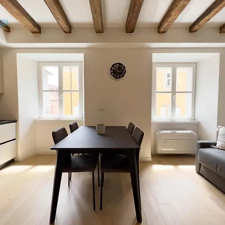 아파트 Cavana 10 Tirabora Short Rent, Con Parcheggio Privato 트리에스테