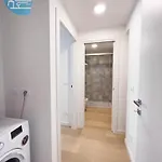 Cavana 10 Tirabora Short Rent, Con Parcheggio Privato Apartament