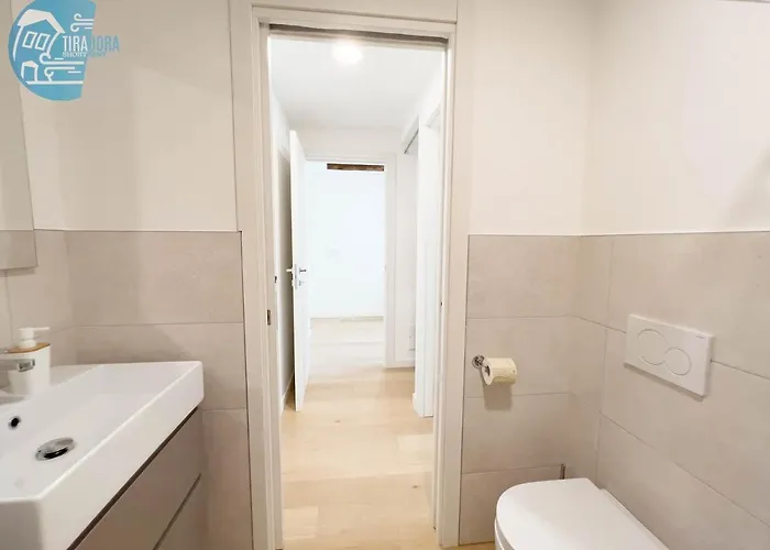 Cavana 10 Tirabora Short Rent, Con Parcheggio Privato 아파트 *