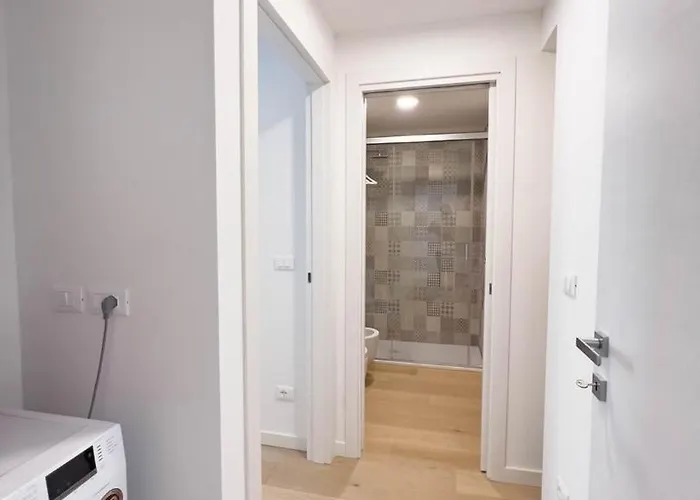 Cavana 10 Tirabora Short Rent, Con Parcheggio Privato 아파트