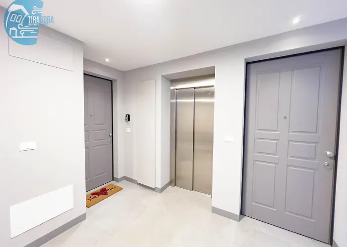 Cavana 10 Tirabora Short Rent, Con Parcheggio Privato Apartment