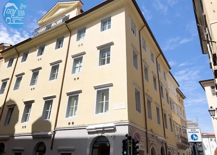 Apartment Cavana 10 Tirabora Short Rent, Con Parcheggio Privato Trieste